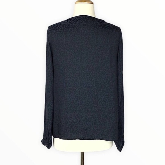 Forever 21 | Black Blue Leopard Print Semi Sheer Button Front Shirt XS - Picture 3 of 6